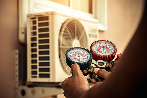 Professional Hvac Installation technician working in Baden, MD